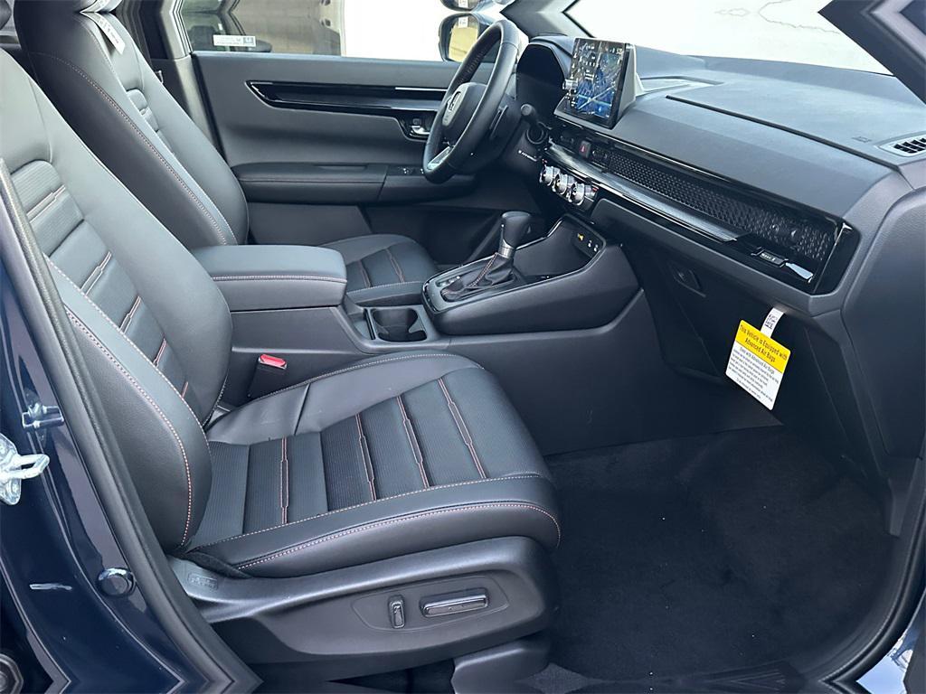 new 2026 Honda CR-V Hybrid car, priced at $43,700