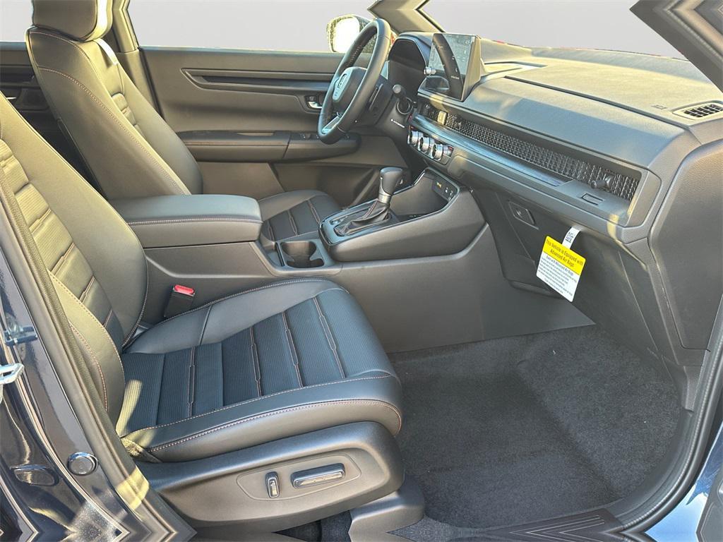 new 2026 Honda CR-V Hybrid car, priced at $41,675