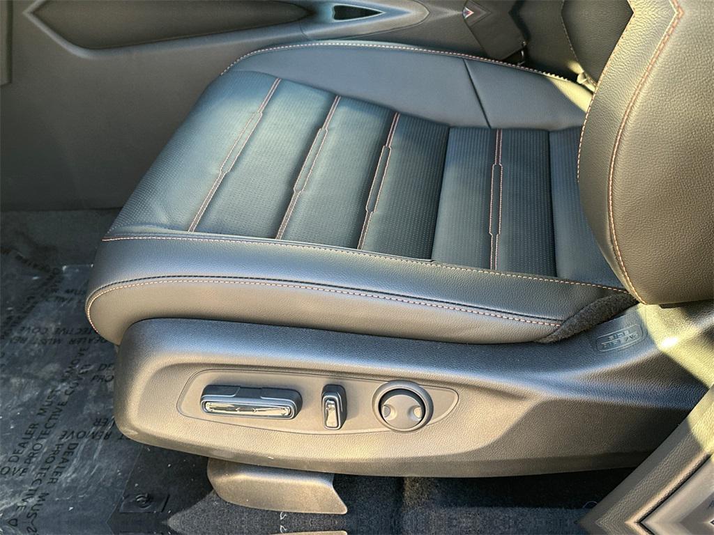 new 2026 Honda CR-V Hybrid car, priced at $41,675