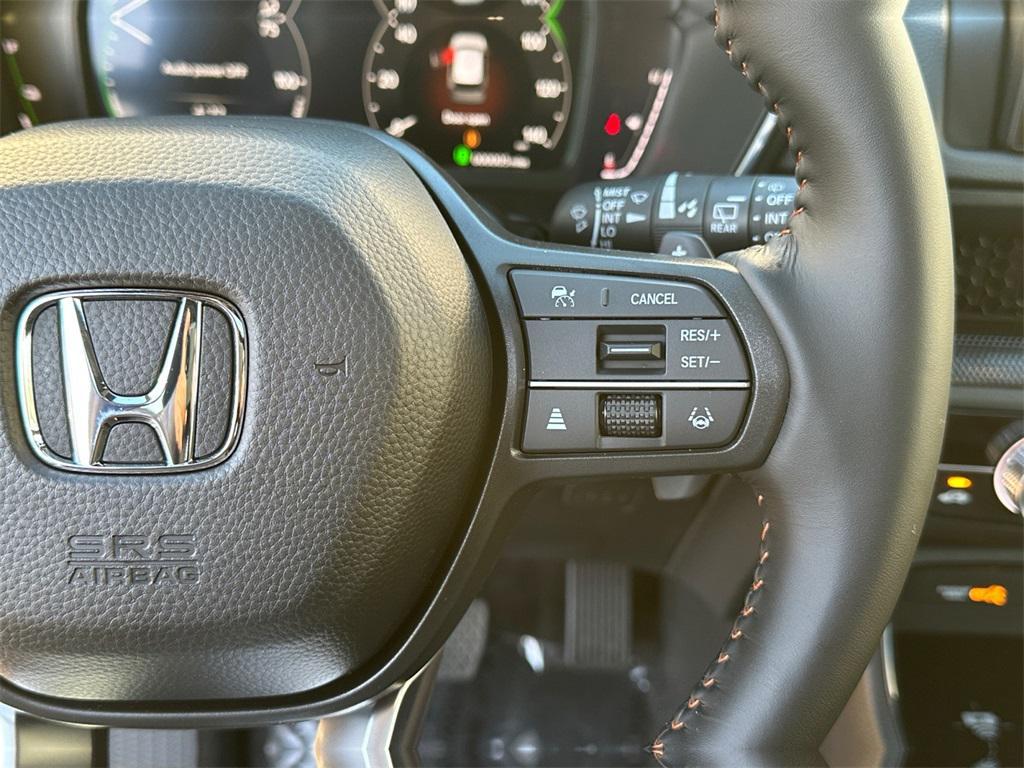 new 2026 Honda CR-V Hybrid car, priced at $41,675