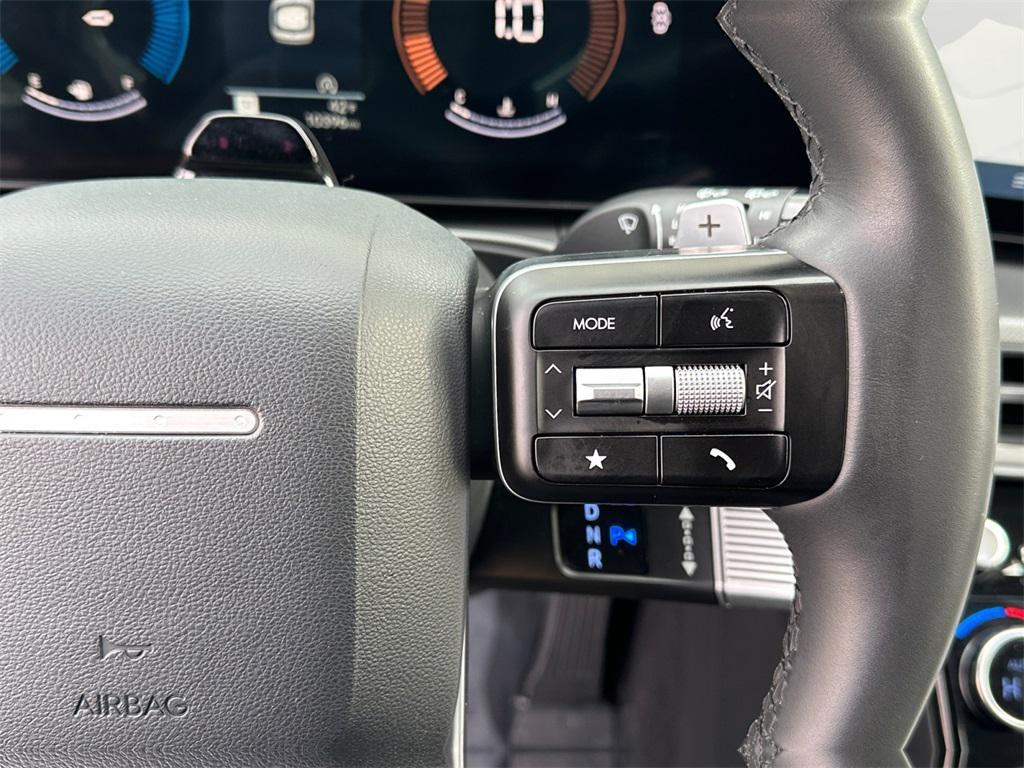 used 2025 Hyundai Santa Fe car, priced at $34,778