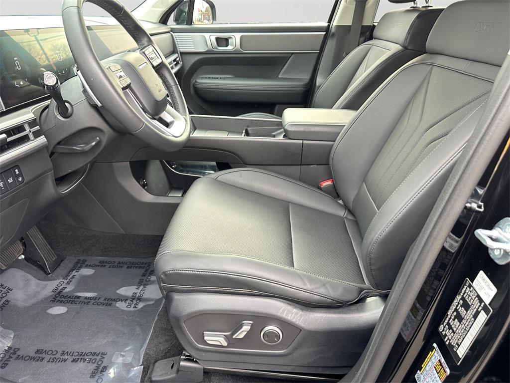 used 2025 Hyundai Santa Fe car, priced at $34,778