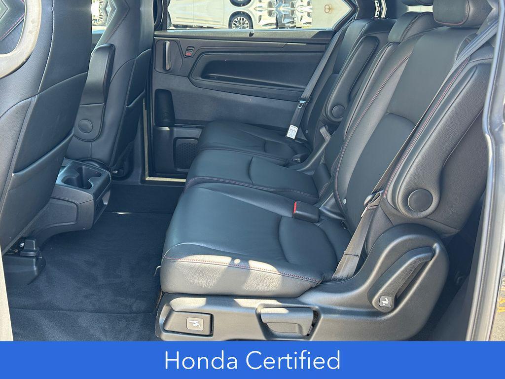 used 2025 Honda Odyssey car, priced at $35,600