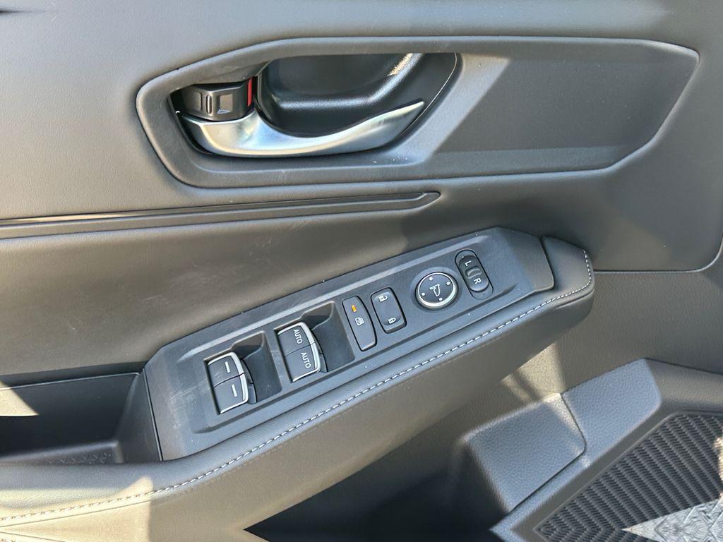 new 2026 Honda Accord Hybrid car, priced at $35,911