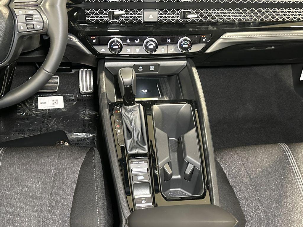 new 2025 Honda Accord Hybrid car, priced at $33,705