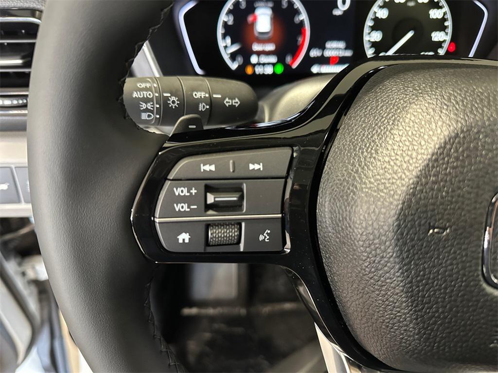 new 2025 Honda Pilot car, priced at $48,305