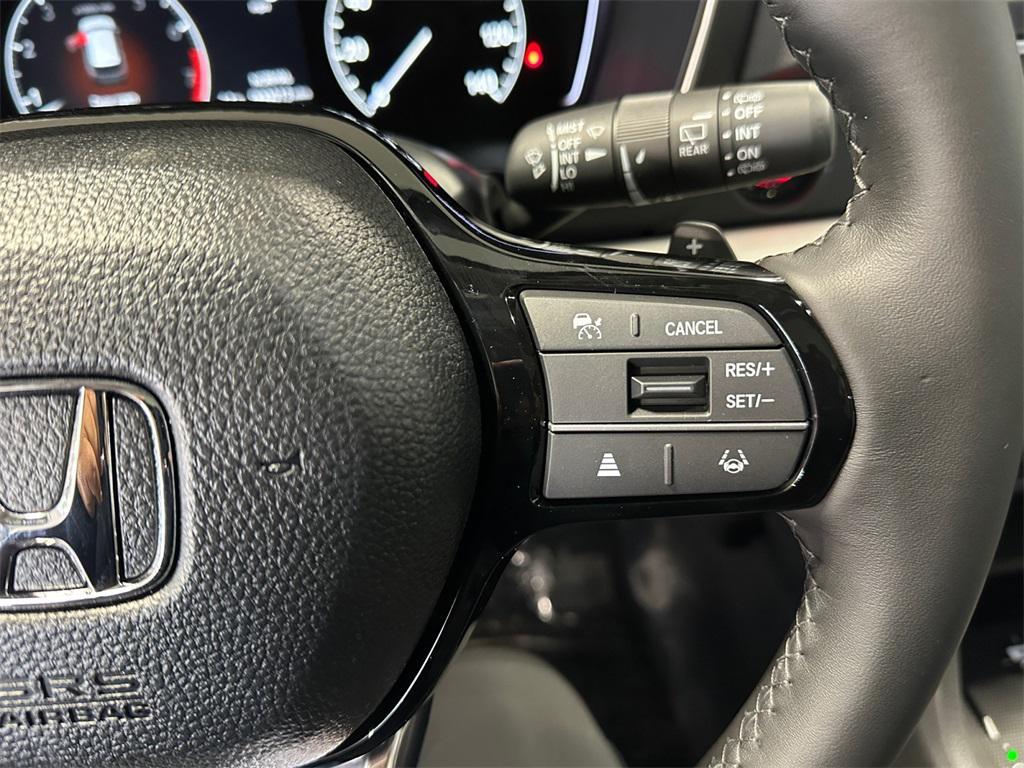 new 2025 Honda Pilot car, priced at $48,305