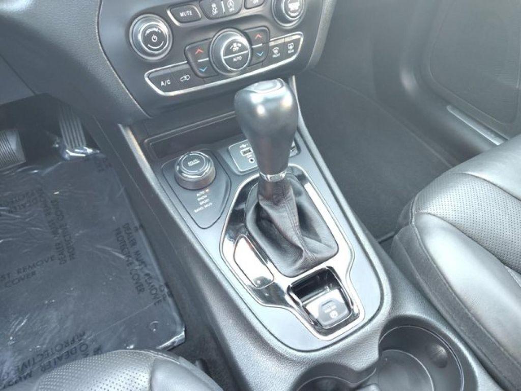 used 2021 Jeep Cherokee car, priced at $25,495