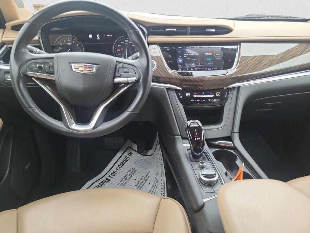used 2023 Cadillac XT6 car, priced at $42,995