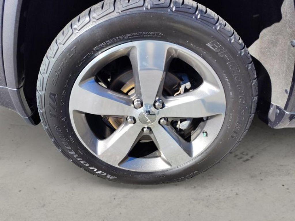 used 2014 Jeep Grand Cherokee car, priced at $12,495