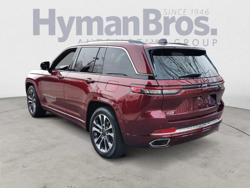 used 2024 Jeep Grand Cherokee car, priced at $37,995