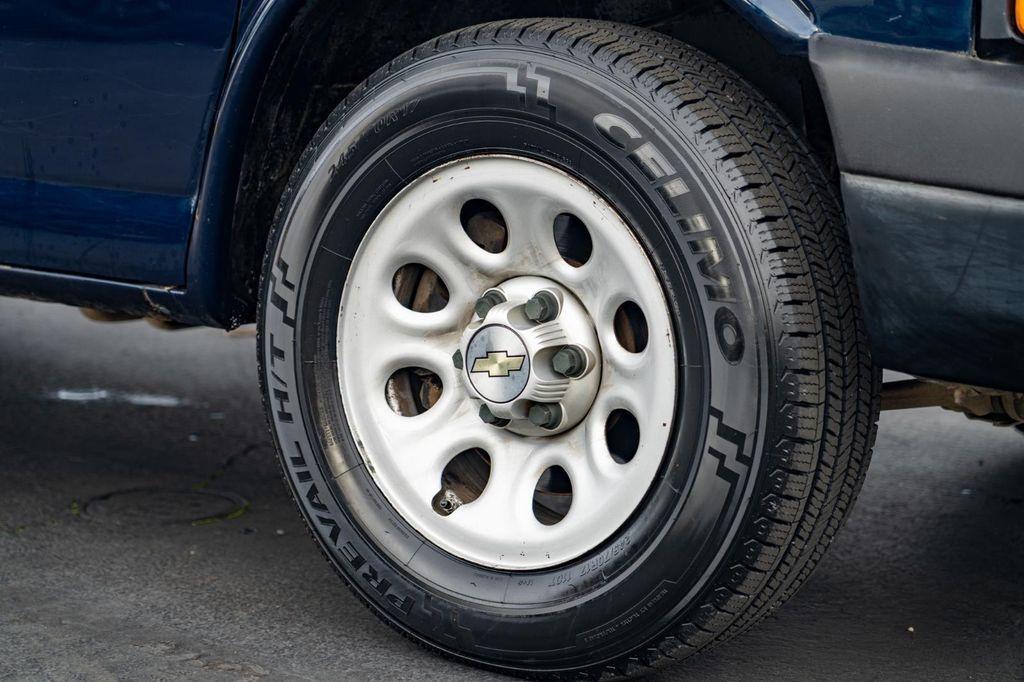 used 2009 Chevrolet Express 1500 car, priced at $11,987