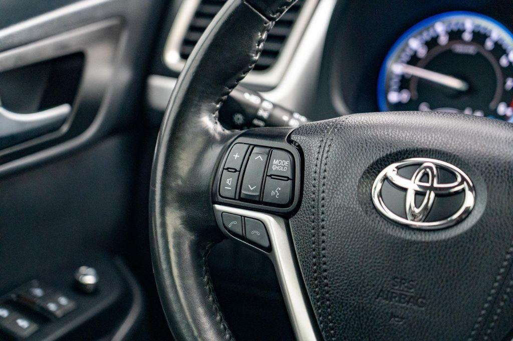 used 2019 Toyota Highlander car, priced at $24,697