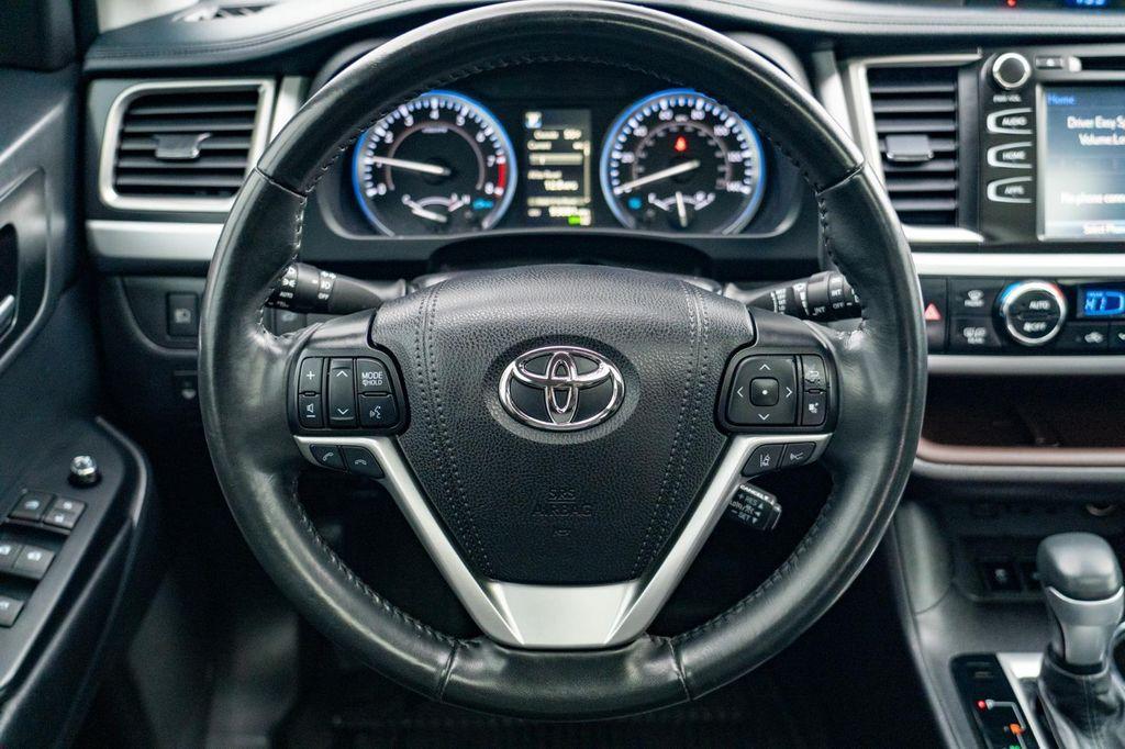 used 2019 Toyota Highlander car, priced at $24,697
