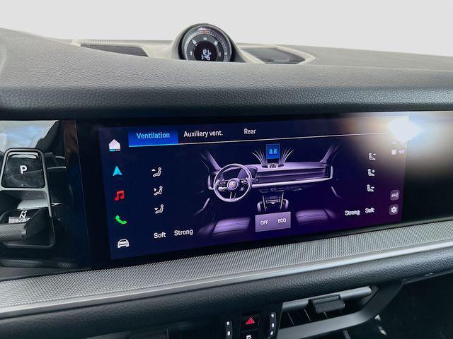 new 2025 Porsche Cayenne car, priced at $106,995