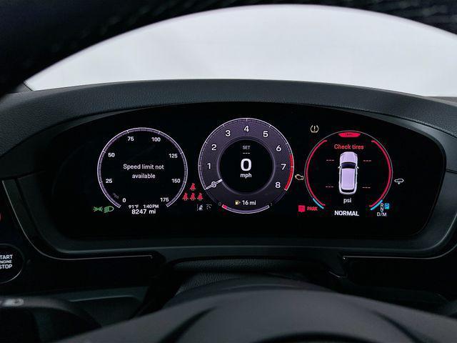 new 2025 Porsche Cayenne car, priced at $106,995