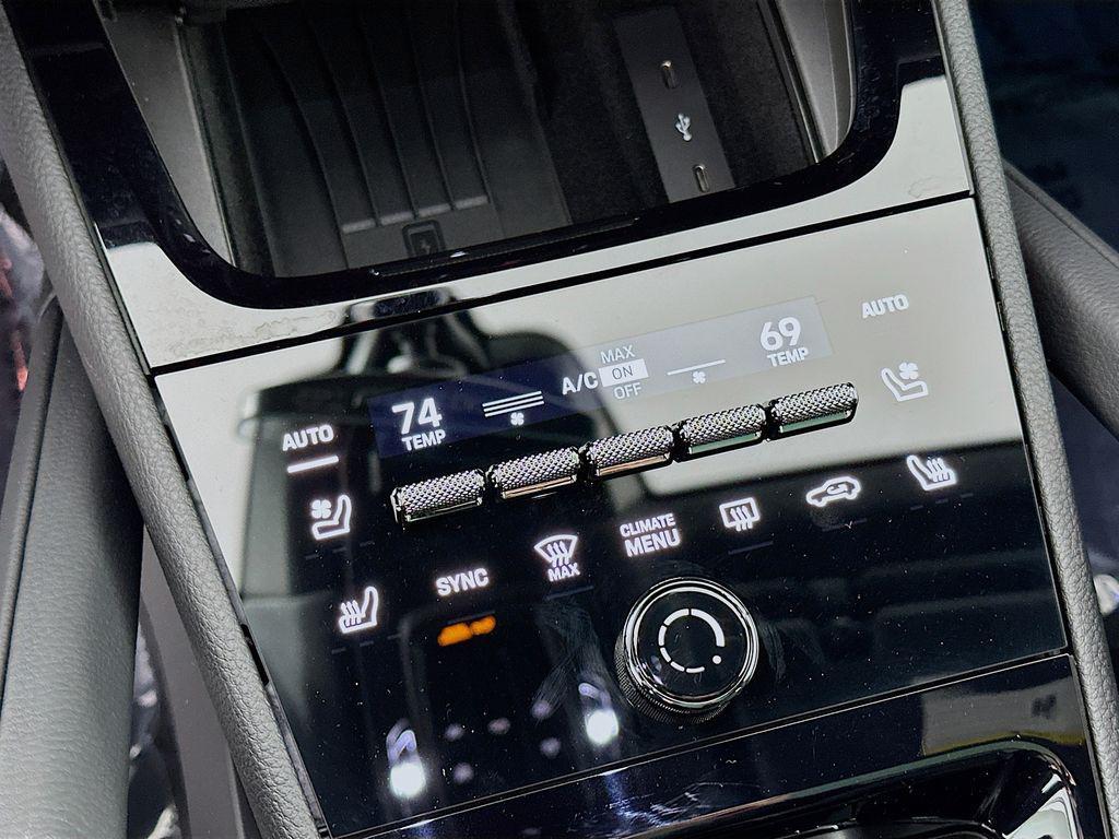 used 2025 Porsche Cayenne car, priced at $97,889