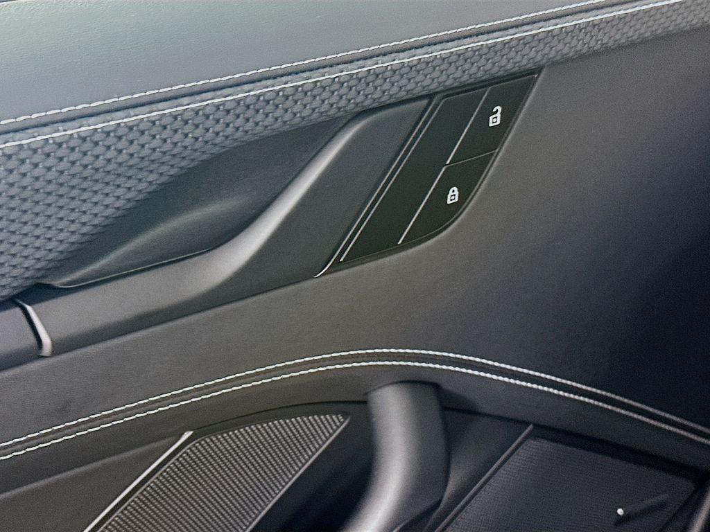 new 2026 Porsche 911 car