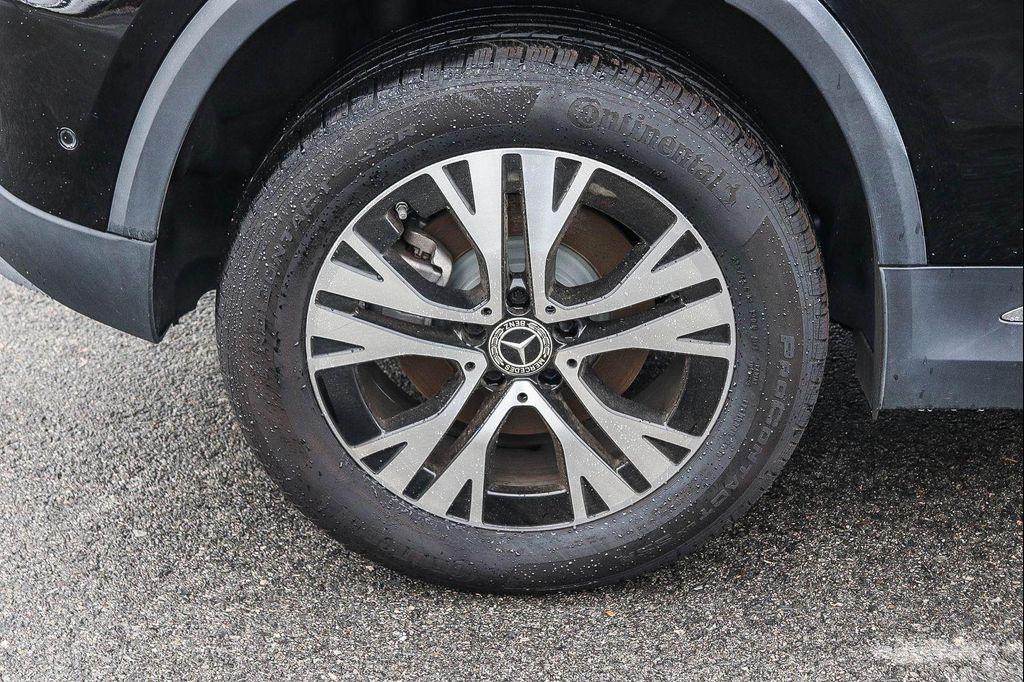 used 2025 Mercedes-Benz GLA 250 car, priced at $38,996