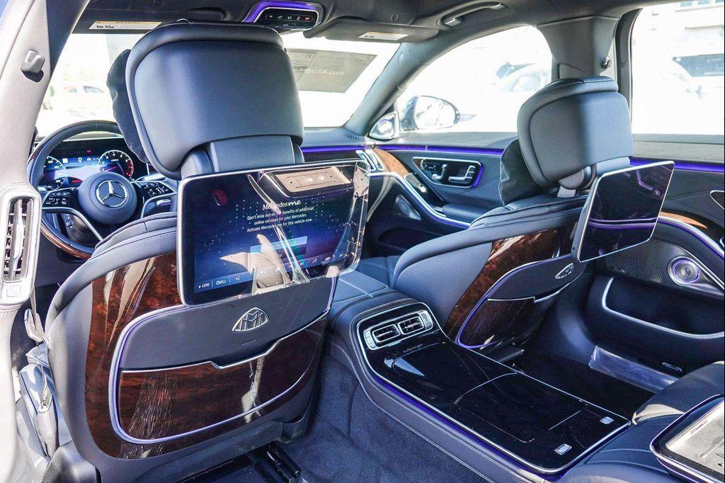 new 2024 Mercedes-Benz Maybach S 580 car, priced at $214,745