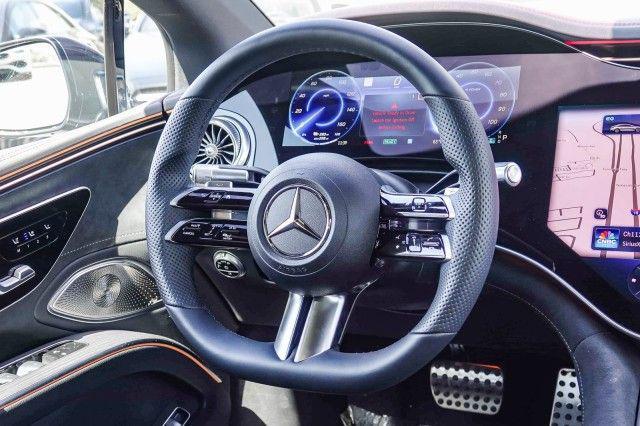 new 2022 Mercedes-Benz EQS 580 car, priced at $92,888
