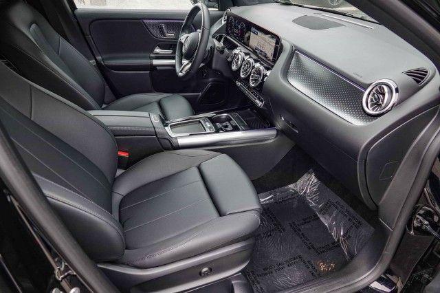 used 2025 Mercedes-Benz GLA 250 car, priced at $39,996