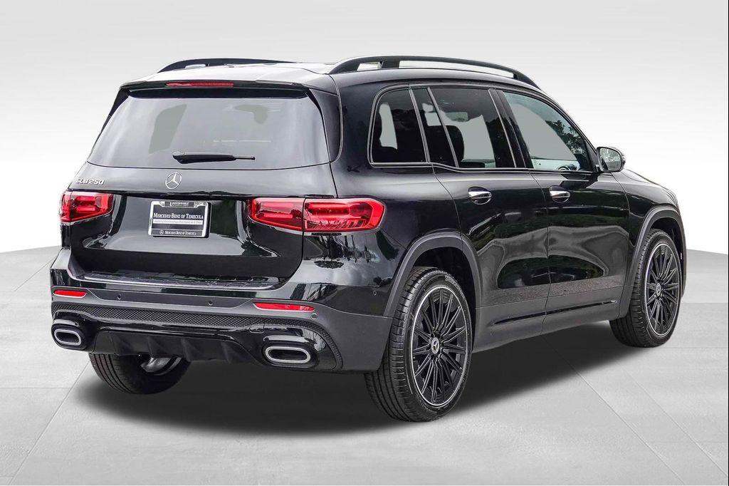 new 2026 Mercedes-Benz GLB 250 car, priced at $60,365