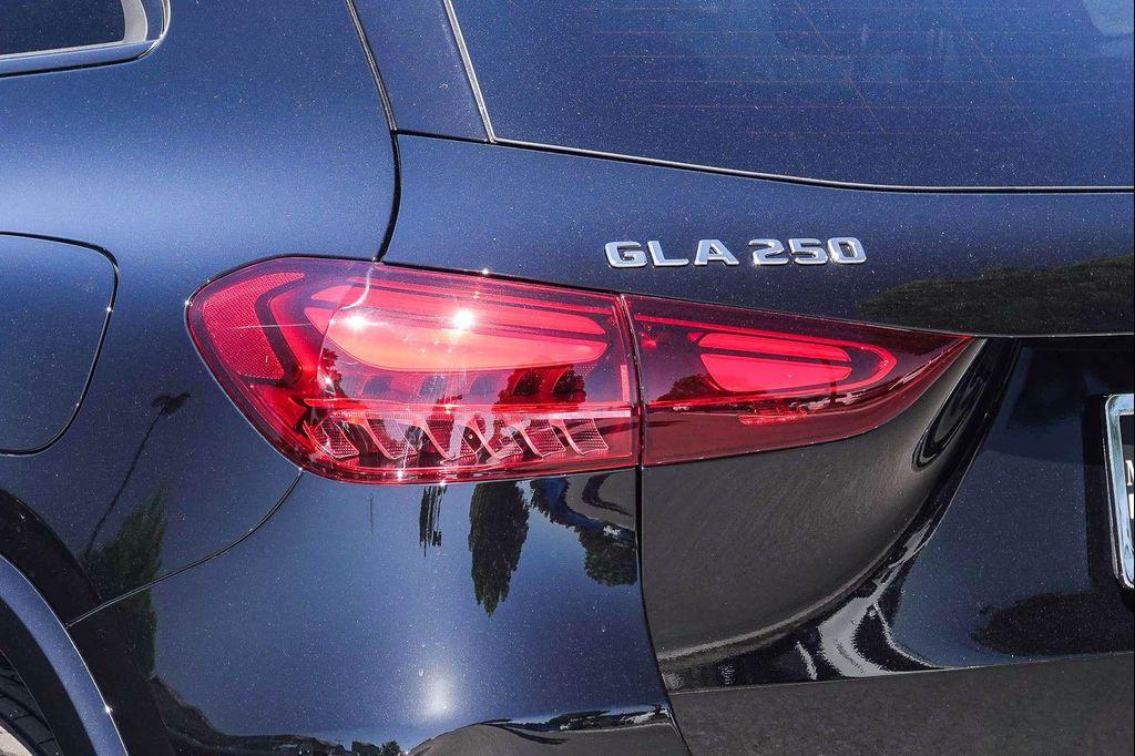 new 2026 Mercedes-Benz GLA 250 car, priced at $52,980