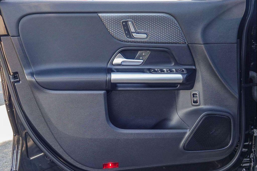 used 2025 Mercedes-Benz GLA 250 car, priced at $39,991