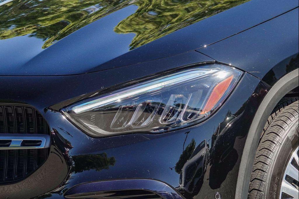 used 2025 Mercedes-Benz GLA 250 car, priced at $39,991