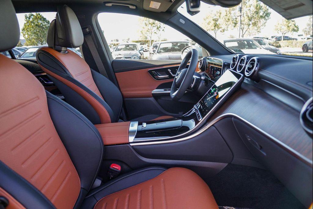 new 2026 Mercedes-Benz GLC 300 car, priced at $60,175