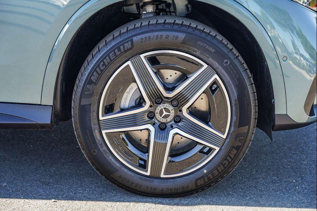 new 2026 Mercedes-Benz GLC 300 car, priced at $60,175