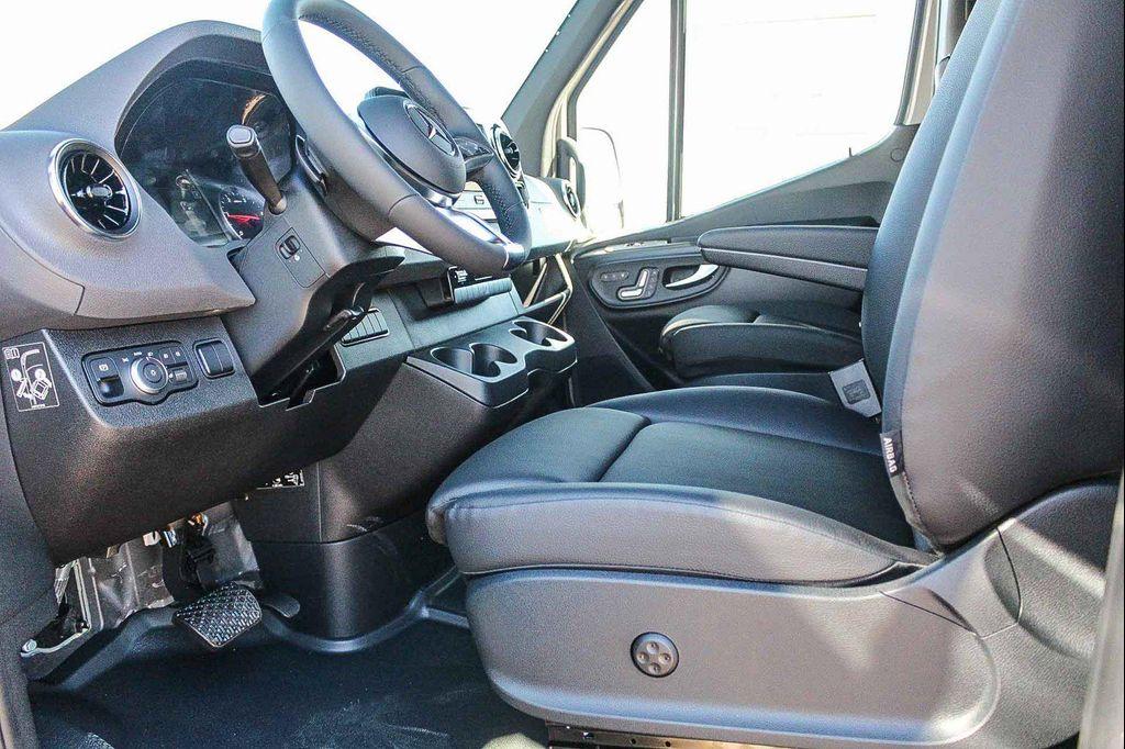 new 2026 Mercedes-Benz Sprinter 2500 car, priced at $80,068