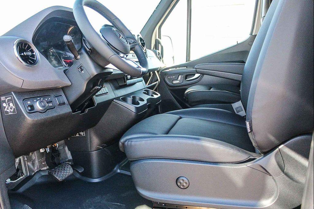 new 2026 Mercedes-Benz Sprinter 2500 car, priced at $80,068