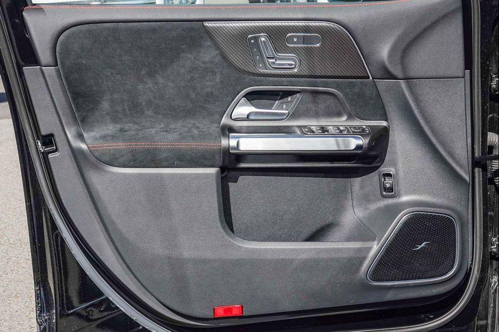 new 2025 Mercedes-Benz AMG GLB 35 car, priced at $68,830