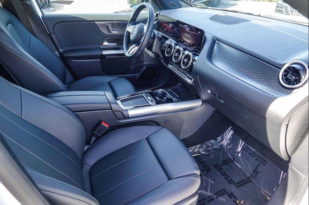used 2026 Mercedes-Benz GLA 250 car, priced at $39,991
