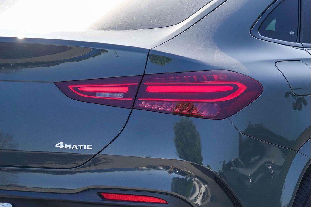 new 2025 Mercedes-Benz GLE 450 car, priced at $95,765