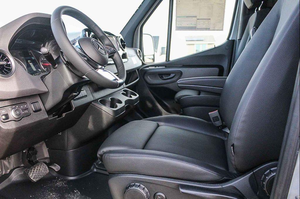 new 2025 Mercedes-Benz Sprinter 2500 car, priced at $74,372