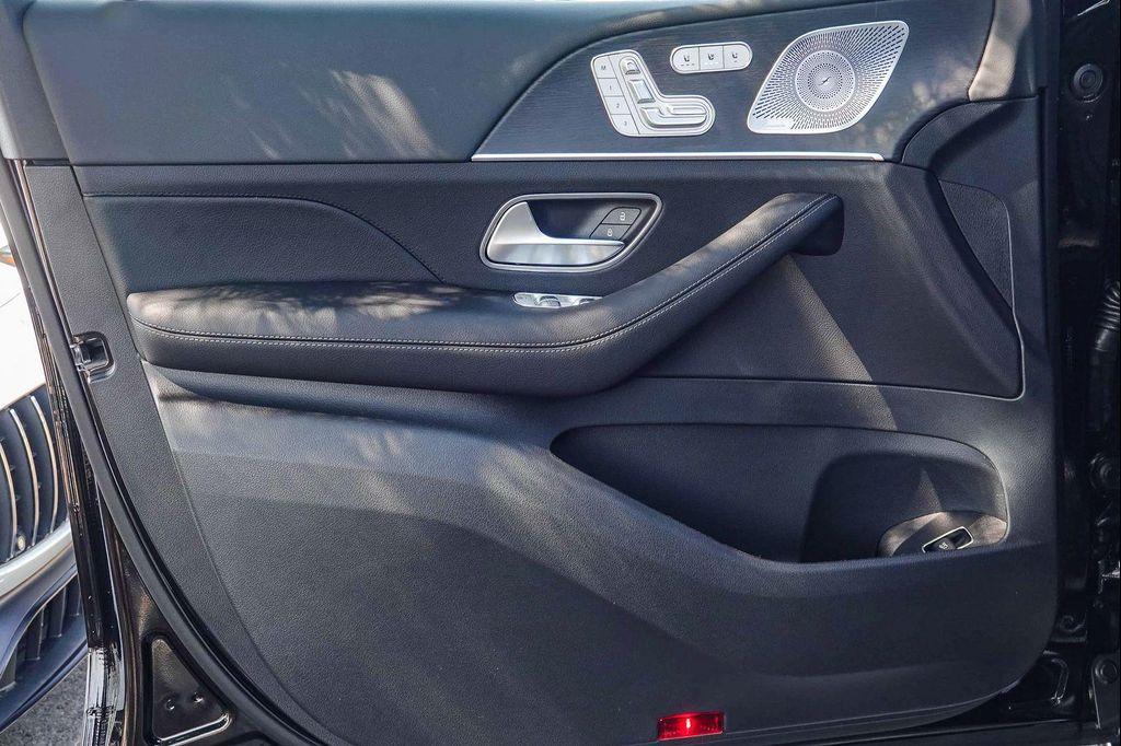 new 2026 Mercedes-Benz GLE 450 car, priced at $79,435