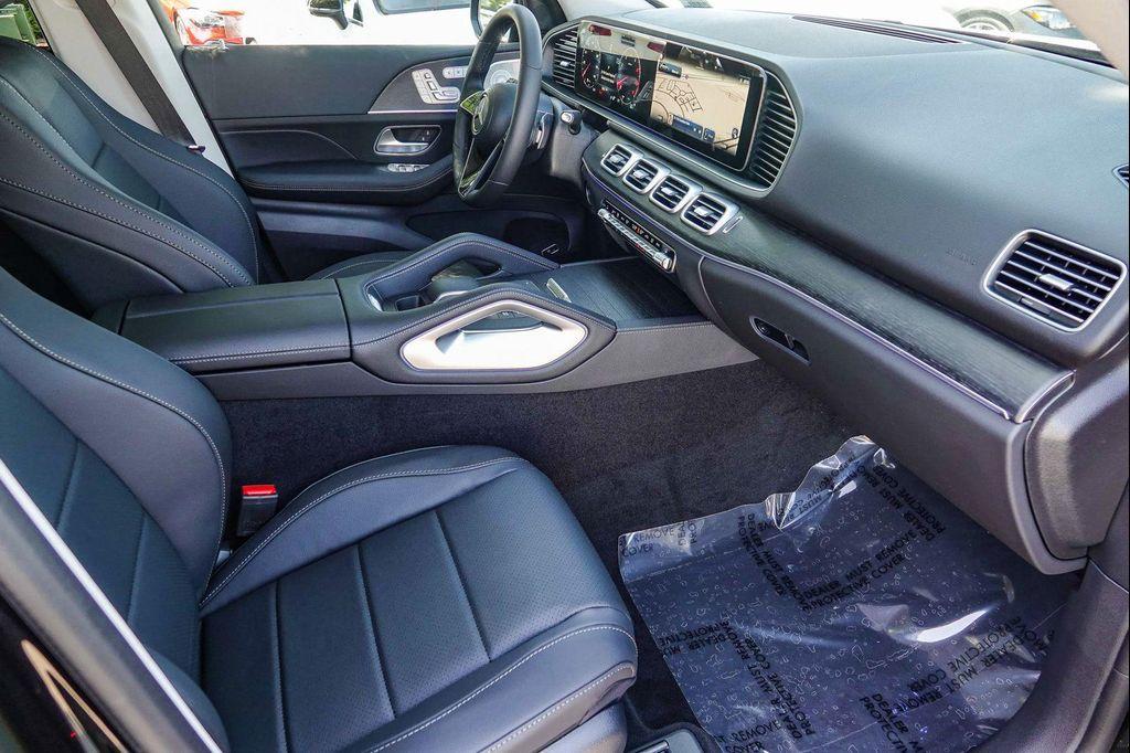 new 2026 Mercedes-Benz GLE 450 car, priced at $79,435