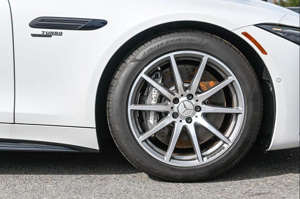 new 2025 Mercedes-Benz AMG SL 43 car, priced at $119,060