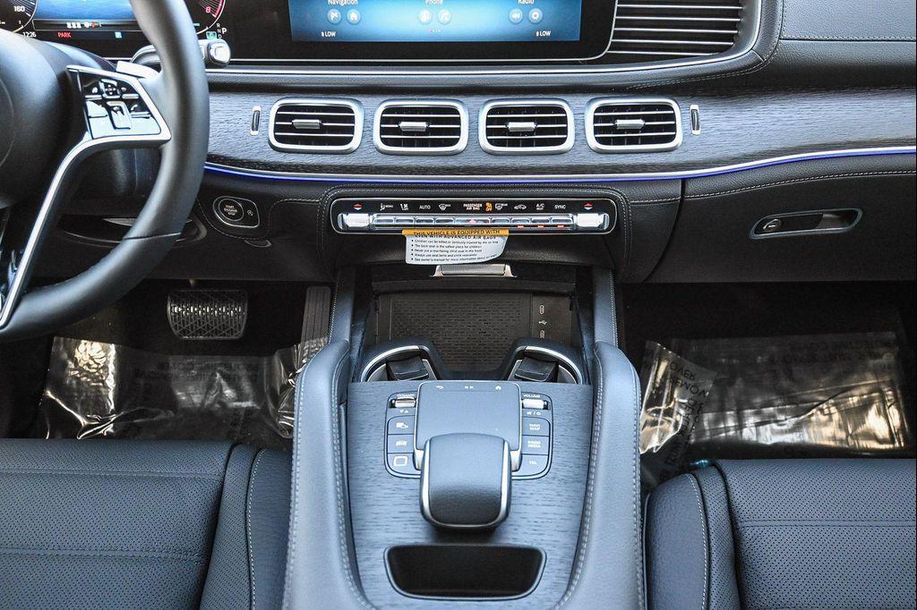 new 2026 Mercedes-Benz GLE 450 car, priced at $93,245