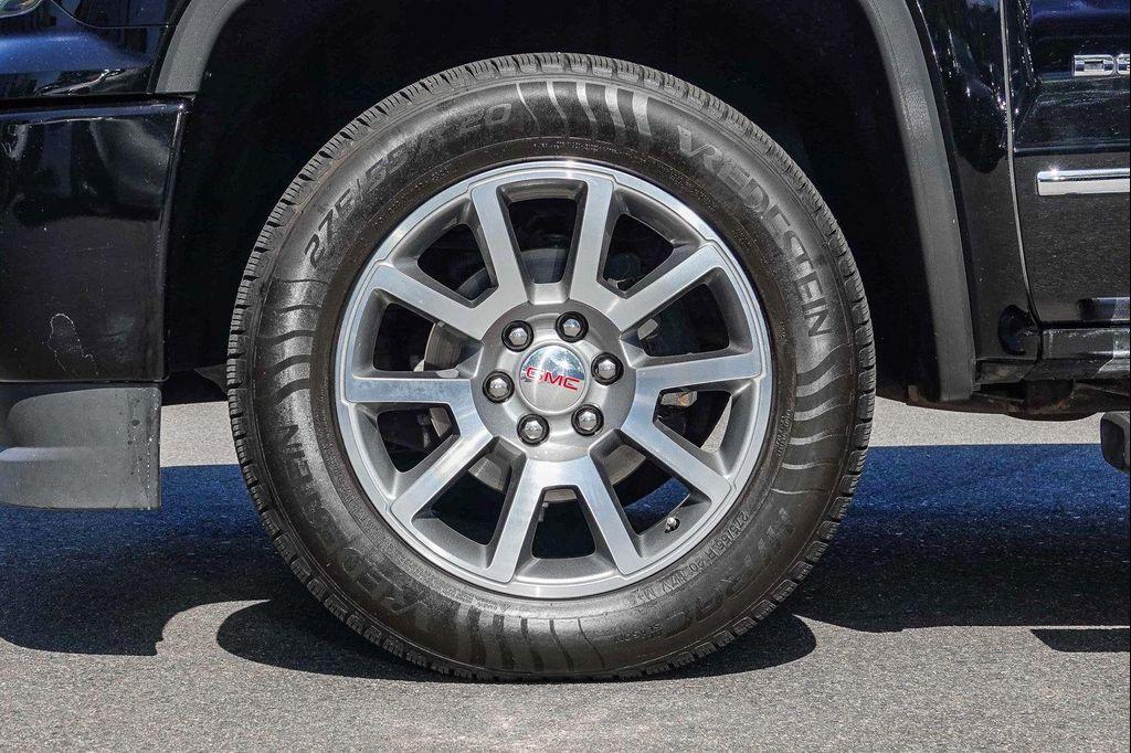 used 2018 GMC Sierra 1500 car, priced at $35,991