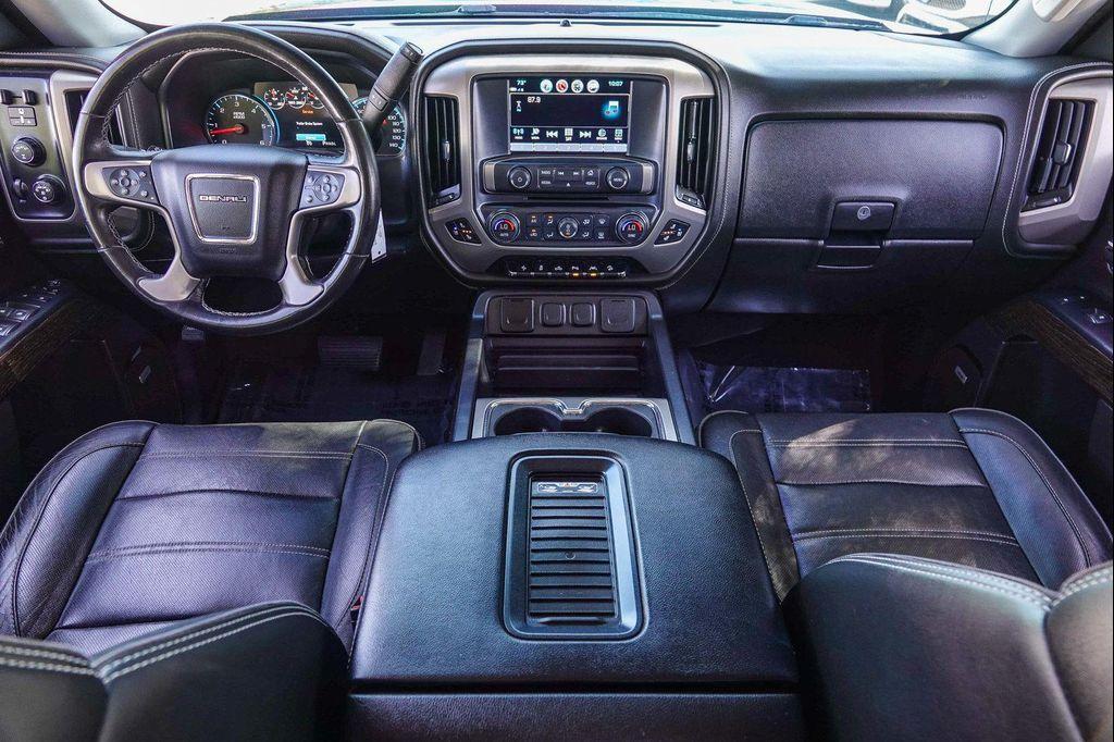 used 2018 GMC Sierra 1500 car, priced at $35,991