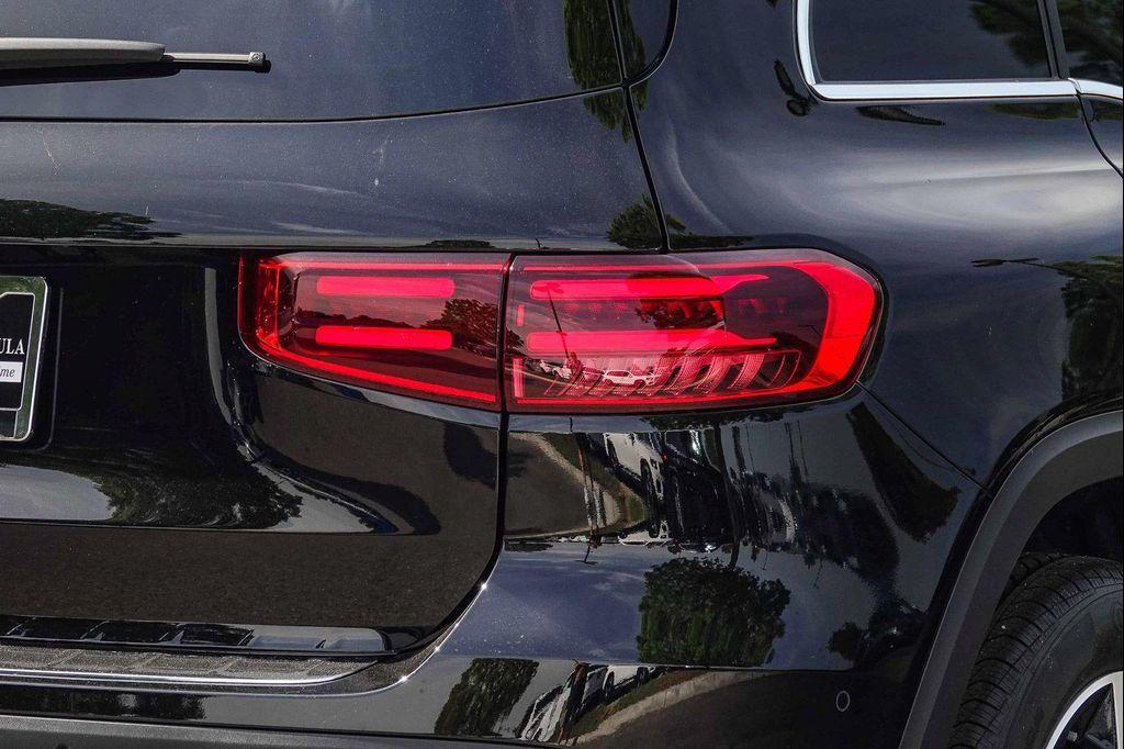 new 2026 Mercedes-Benz GLB 250 car, priced at $50,010