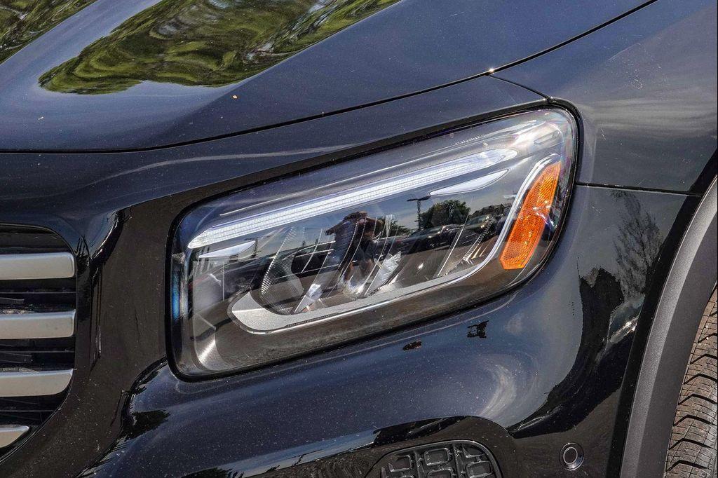 new 2026 Mercedes-Benz GLB 250 car, priced at $50,010