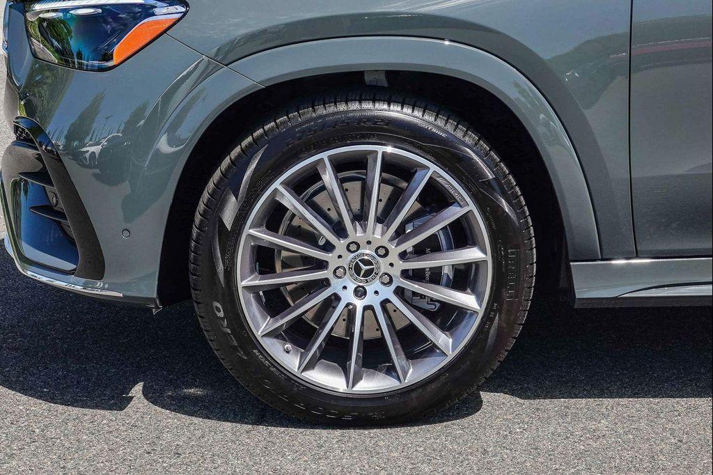 new 2026 Mercedes-Benz GLE 450 car, priced at $93,345