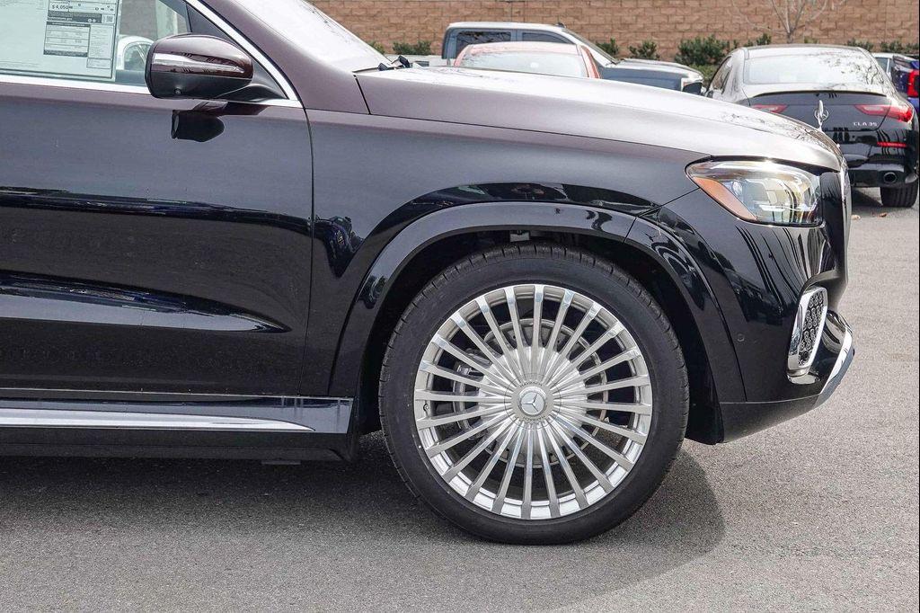 new 2024 Mercedes-Benz Maybach GLS 600 car, priced at $202,900