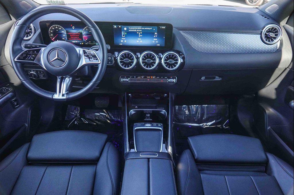 used 2025 Mercedes-Benz GLA 250 car, priced at $39,991