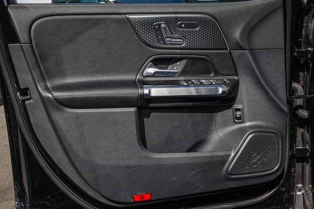 used 2024 Mercedes-Benz GLB 250 car, priced at $35,996